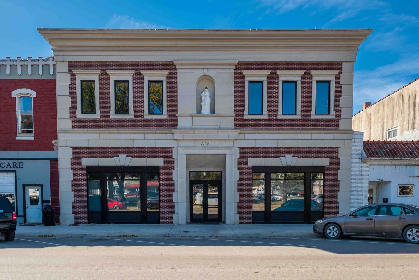 616-bertrand-bldg-civium.jpg