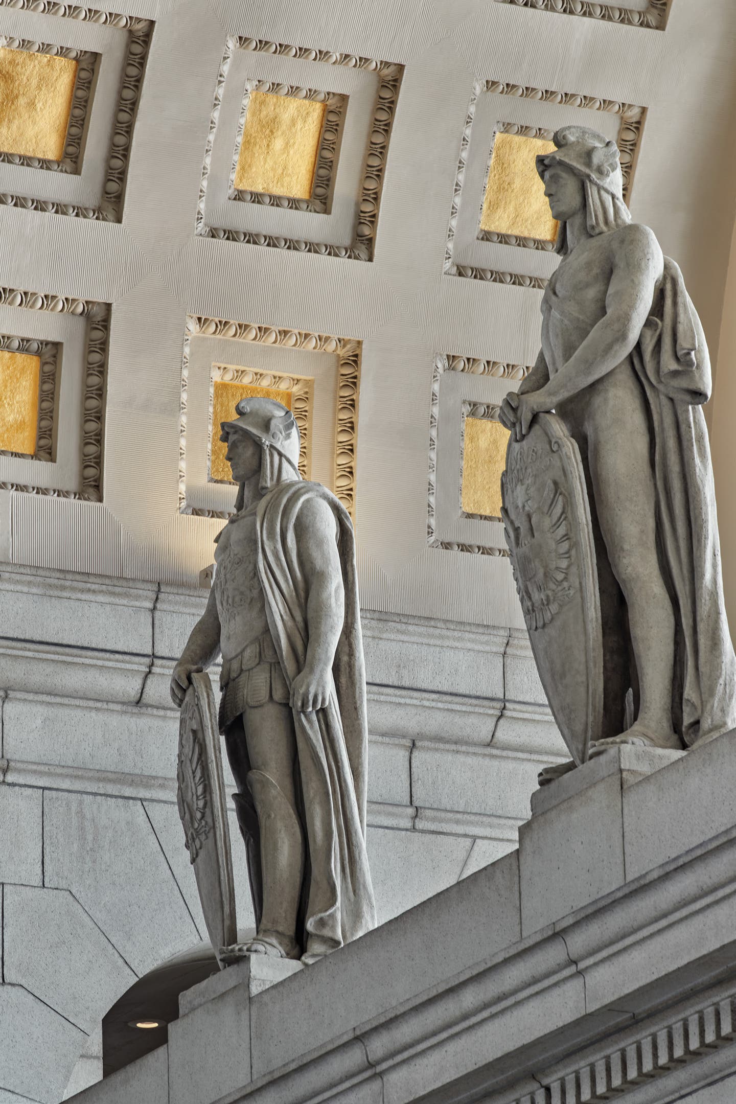 washingtonunionstation-5-statues_detail.jpg