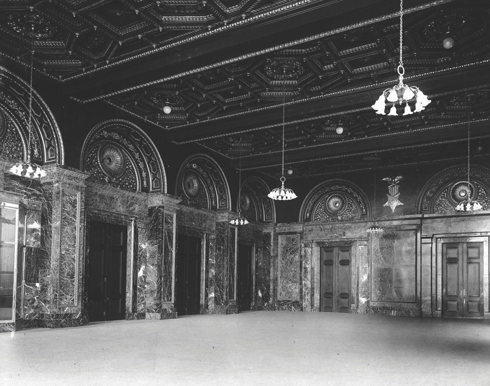 grand-army-of-the-republic-rooms-01-memorial-hall-historic-large.png